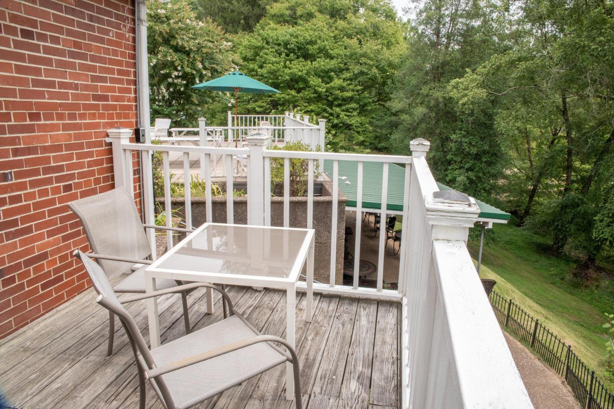 Elk River Hotel & Cafe Sutton Luaran gambar